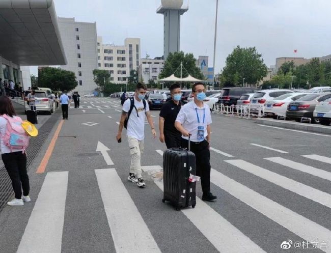 男总裁被c呻吟双腿大开bl动漫