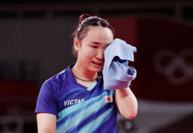 丝袜女仆